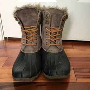 Sperry fur lined duck boots